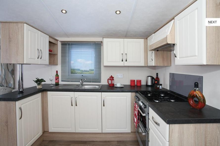 Roselands Caravan Park, Nr Lands End, Cornwall セント・ジャスト エクステリア 写真