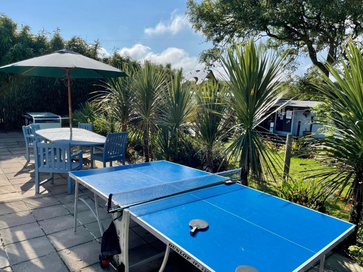 Roselands Caravan Park, Nr Lands End, Cornwall セント・ジャスト エクステリア 写真