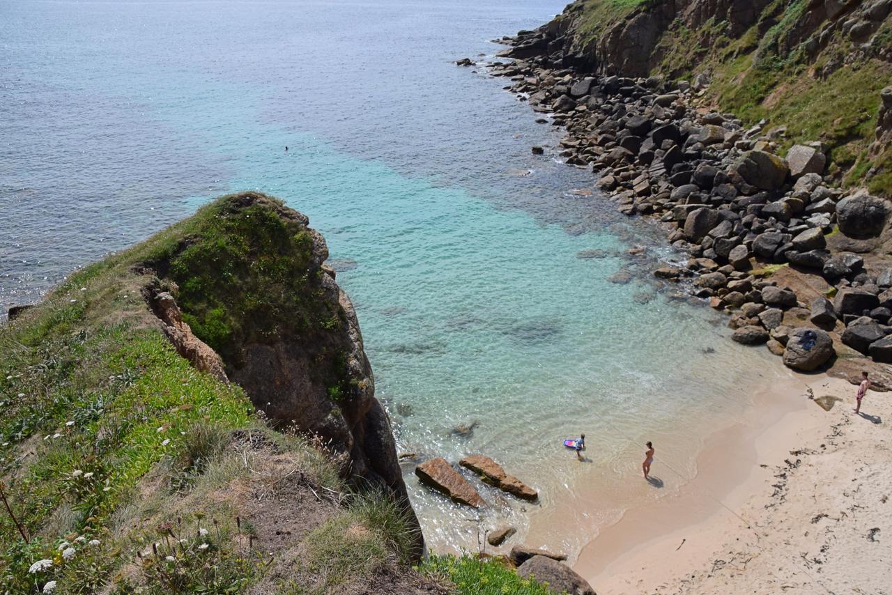 Roselands Caravan Park, Nr Lands End, Cornwall セント・ジャスト エクステリア 写真