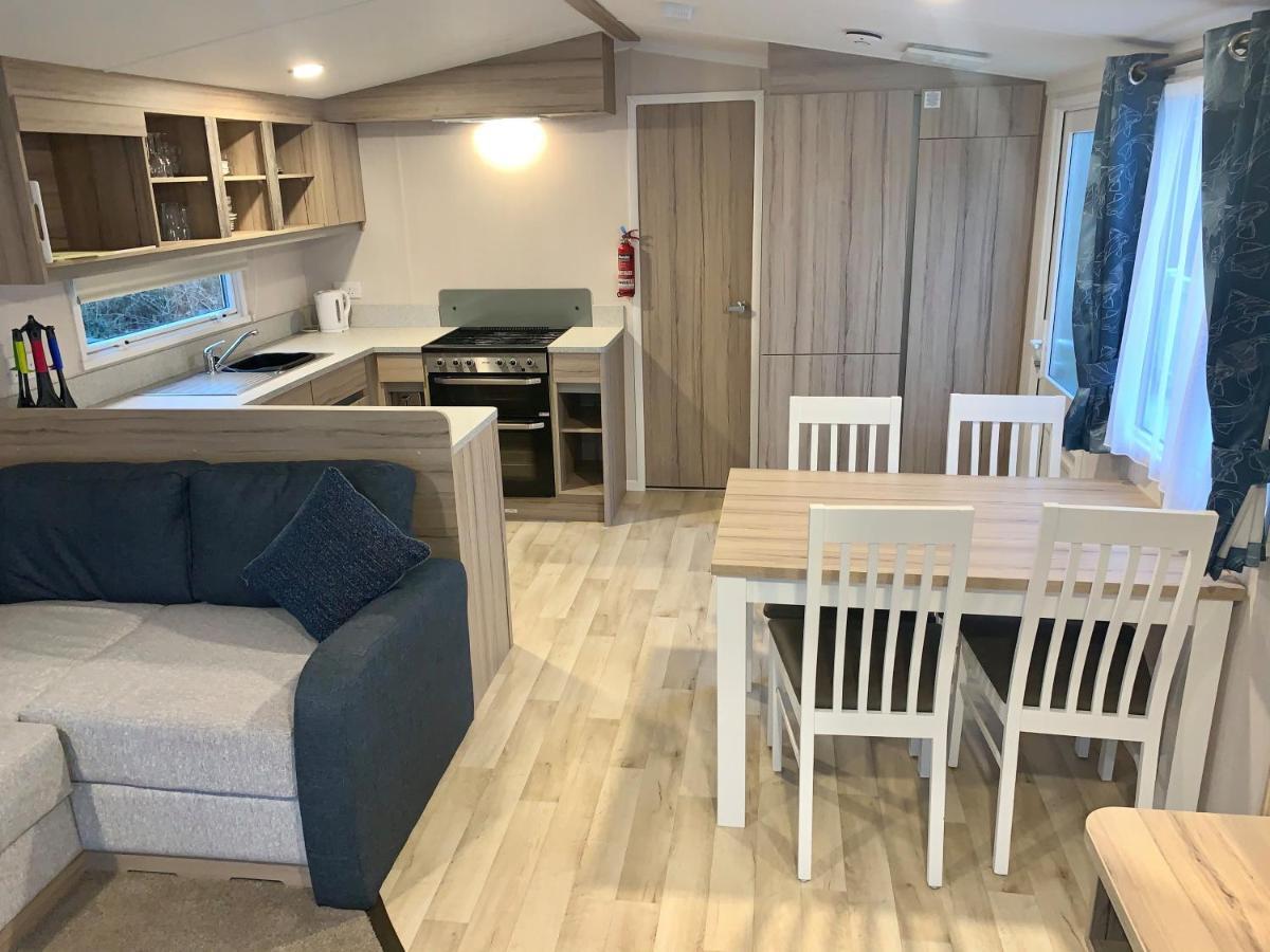 Roselands Caravan Park, Nr Lands End, Cornwall セント・ジャスト エクステリア 写真
